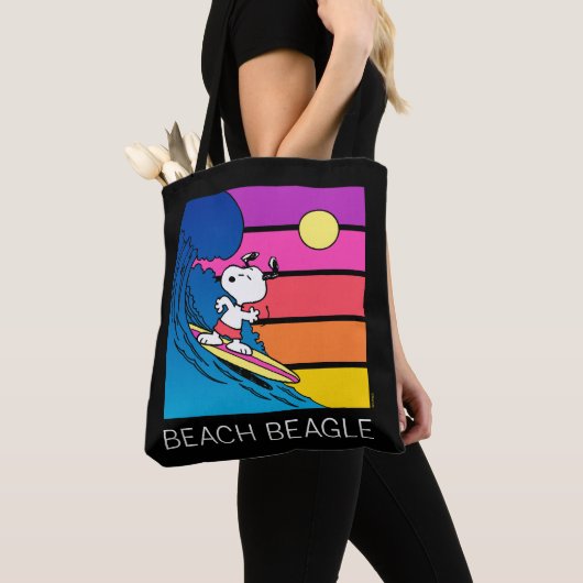Erdnüsse | Snoopy Surfing Tasche (Von Nahem)