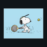 Erdnüsse | Snoopy Tennis Player Postkarte<br><div class="desc">Karo dieses lustige Design von Peanuts mit Snoopy.</div>