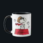 Erdnüsse | Snoopy the Flying Ace Tasse<br><div class="desc">Dieses niedliche Peanuts-Design zeigt Snoopy als Ass-Lektüre des Ersten Weltkriegs,  um den Roten Baron von Deutschland zu übernehmen.</div>
