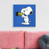 Erdnüsse | Snoopy Trumpet Player Leinwanddruck (Insitu (Wohnzimmer))