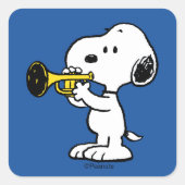 Erdnüsse | Snoopy Trumpet Player Quadratischer Aufkleber (Vorderseite)