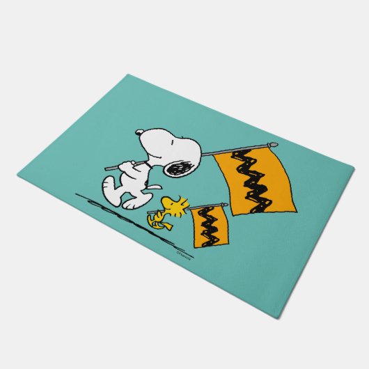 Erdnüsse | Snoopy- und Holzflaggen Fußmatte (Schrägansicht)