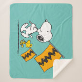 Erdnüsse | Snoopy- und Holzflaggen Sherpadecke (Vorderseite)