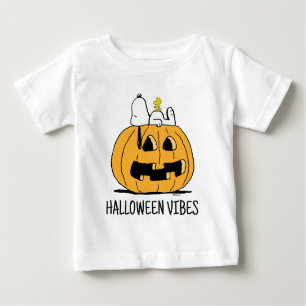 Erdnüsse   Snoopy und Jack-O-Lantern aus Holz Baby T-shirt