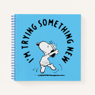 Erdnüsse   Snoopy versucht etwas Neues Notizblock