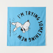 Erdnüsse | Snoopy versucht etwas Neues Wandteppich (Vorderseite (Horizontal))