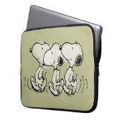 Erdnüsse | Snoopy Walking Tall Laptopschutzhülle (Vorderseite Links)