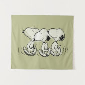Erdnüsse | Snoopy Walking Tall Wandteppich (Vorderseite (Horizontal))