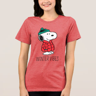 Erdnüsse   Snoopy Winter Coat & Hat Tri-Blend Shirt