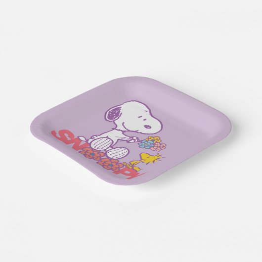 Erdnüsse | Snoopy & Woodstock-Blume Pappteller (Gewinkelt)