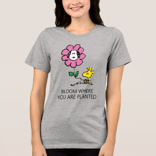 Erdnüsse   Snoopy & Woodstock-Blume Tri-Blend Shirt