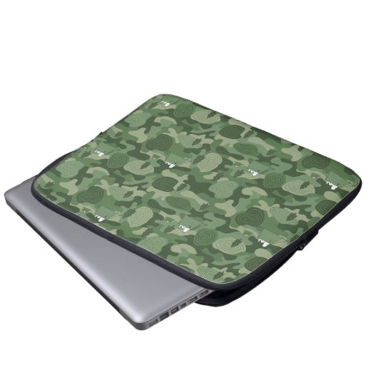 Erdnüsse | Snoopy & Woodstock Camouflage Camp Laptopschutzhülle (Vorne Knopf)