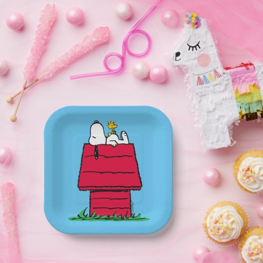 Erdnüsse | Snoopy & Woodstock Doghouse Pappteller (Party)