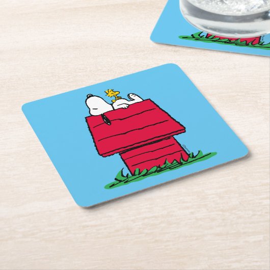 Erdnüsse | Snoopy & Woodstock Doghouse Rechteckiger Pappuntersetzer (angewinkelt)