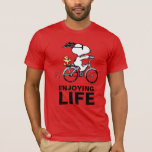 Erdnüsse | Snoopy & Woodstock Fahrrad T-Shirt<br><div class="desc">Karo in diesem phantastischen Erdnussdesign mit Snoopy und Woodstock.</div>