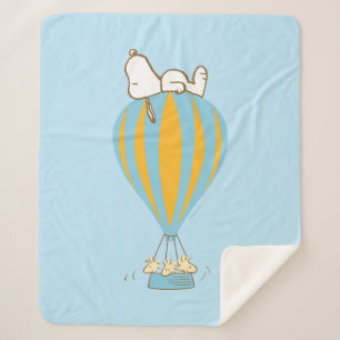 Erdnüsse   Snoopy & Woodstock Heißluftballon Sherpadecke