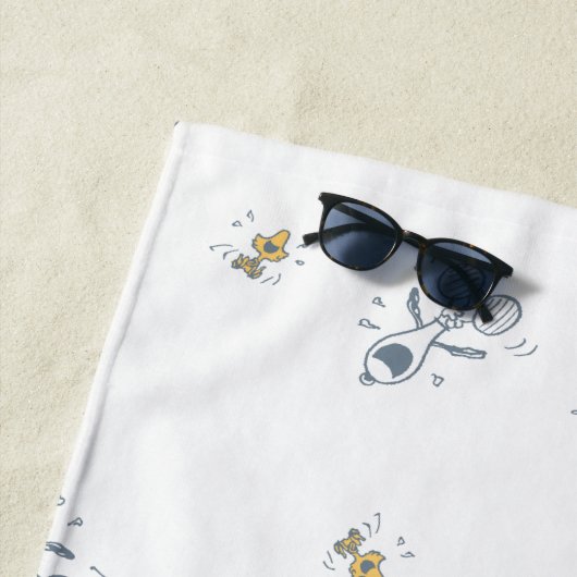 Erdnüsse | Snoopy & Woodstock Laughtern Muster Strandtuch (Beispiel)