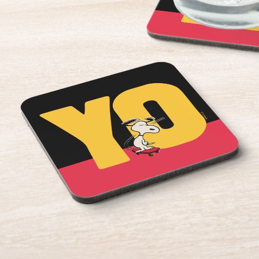 Erdnüsse | Snoopy YO Skateboard Getränkeuntersetzer (Linke Seite)