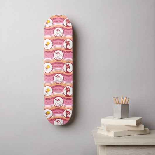 Erdnüsse | Tropische Süsse aus Snoopy und Holz Skateboard (Wandkunst)