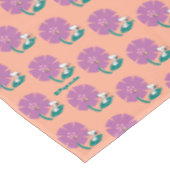 Erdnüsse | Veranschaulichung der Lila Blume der Na Tischdecke (Schrägansicht)