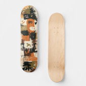 Erdtone Abstrakt mit Urban Graffiti-Motiven Skateboard (Vorderseite)