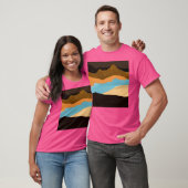 Erdtöne und Aqua-Torn zerklüftete Berglandschaft T-Shirt (Unisex)