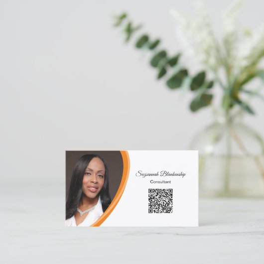 Ereignisplaner Orange White Custom Foto QR Code Visitenkarte (Stehend Vorderseite)