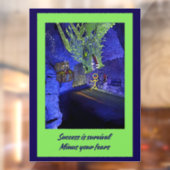 Erfolg ist das Überleben, gib deine Ängste weg. Fensteraufkleber (Blatt 2)