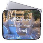 Erfolgreiches Woman Quote Script Gold Coach Foto Laptopschutzhülle (Vorderseite)