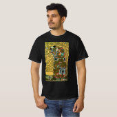 Erfüllung alias The Embrace von Gustav Klimt T-Shirt (Vorne ganz)