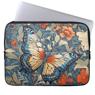 Erhabener Schmetterling inmitten von William Morri Laptopschutzhülle