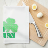 Erhalten Sie glücklichem L Klee-Kleeblättern Tuch (Viertel Falte)