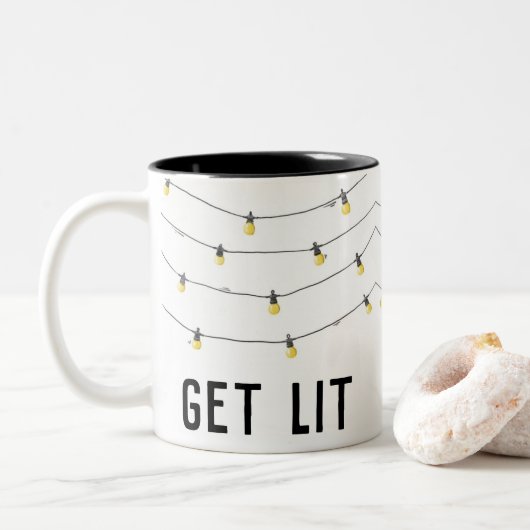 Erhalten Sie Lit lustige Weihnachtslicht-Tasse Zweifarbige Tasse (Mit Donut)