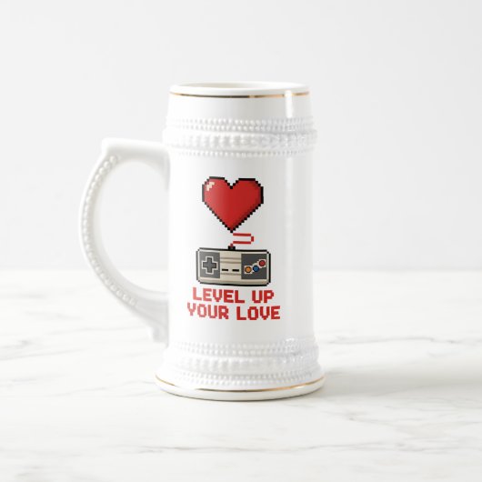 Erhöhe Deine Liebe, Retro-Pixel-Gaming-Design Bierglas (Links)