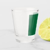 Erhöhen Sie Ihr Webdesign mit einem grünen Hinterg Schnapsglas (Links)