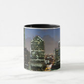 Erhöhte Stadt-Skyline Tasse (Zentrum)