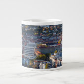 Erhöhte Stadtsicht von Stuttgart Jumbo-Tasse (Vorderseite)