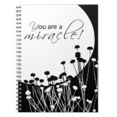 Erholung Wunder, Schwarz und Weiß Notizblock (Vorderseite)