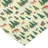 Eric Carle | Bereit für das Muster "Forest Fun" Tischdecke (Schrägansicht)