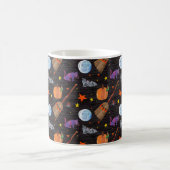 Eric Carle | Raupe Black Halloween Pattern Kaffeetasse (Mittel)