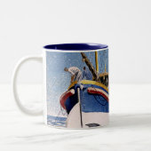 Eric Ravilious - Rettungsboot bei Adelburgh Zweifarbige Tasse (Links)