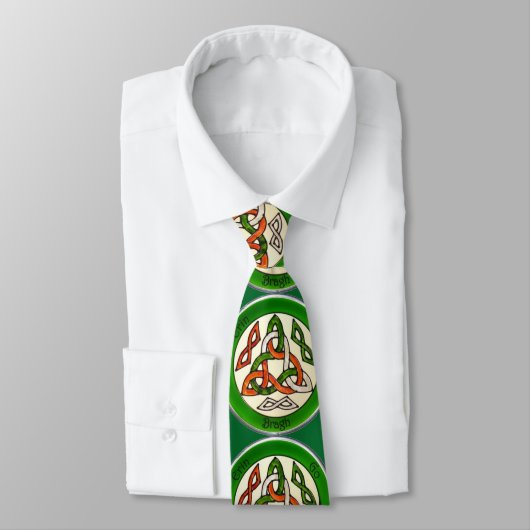 Erin Go Bragh St. Patrick's Day Trinity Knot Krawa Krawatte (Gebunden)