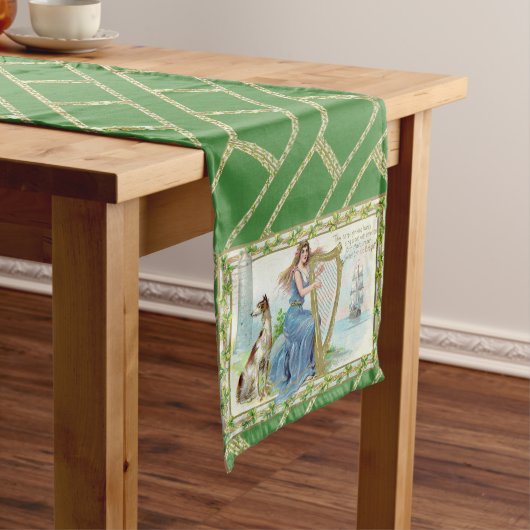 Erin Mavourneen St. Patrick's Table Runner Großer Tischläufer (Beispiel)