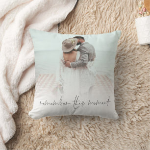 Erinnern Sie sich an das Foto-Overlay in diesem Mo Kissen