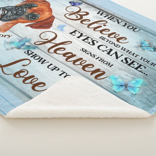 Erinnern Sie sich an den Boxer, wenn es um das lie Sherpadecke (3/4)