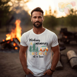 Erinnerungen beim Campen schaffen Tri-Blend Shirt