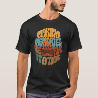Erinnerungen ein Campfeuer zu einem Zeitpunkt Retr T-Shirt