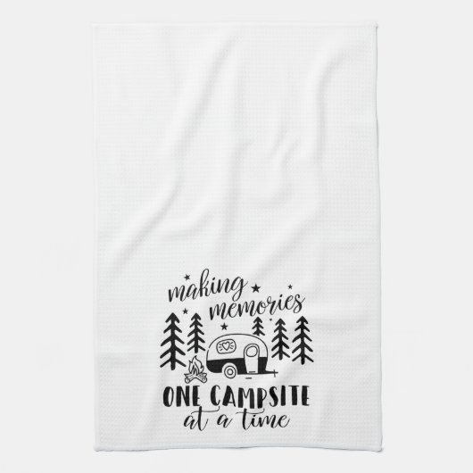 Erinnerungen glücklichen Camper Spaß Sommer machen Geschirrtuch (Vertikal)