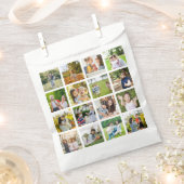Erinnerungen in Bewegung: Anpassbare 16-FotoCollag Geschenktütchen (Ausgeschnitten)