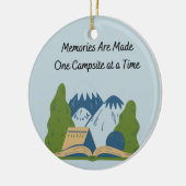 Erinnerungen werden jeweils auf einem Campingplatz Keramik Ornament (Links)